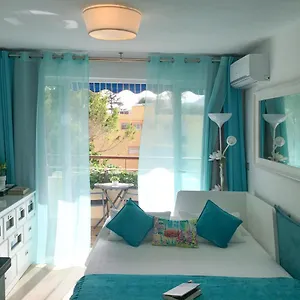 Apartamento Luminoso Estudio A Pie De Playa